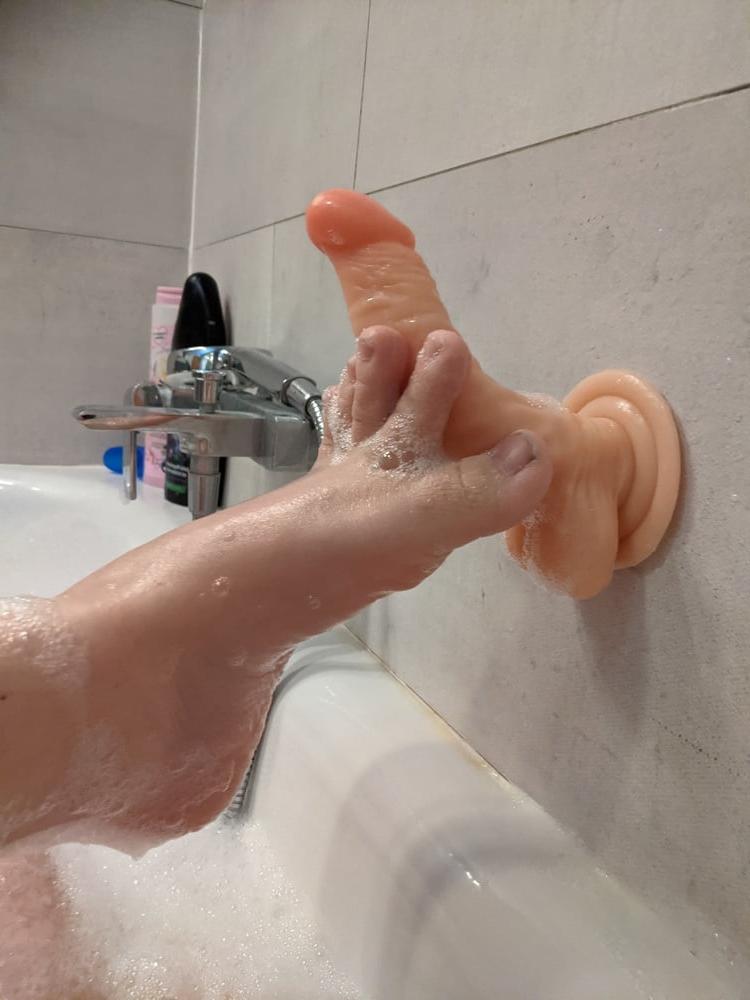 25P Footjob Pictures #1 ready for your cock!