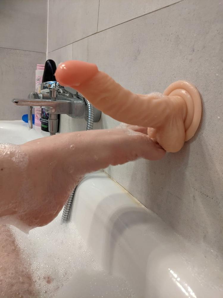 25P Footjob Pictures #1 ready for your cock!
