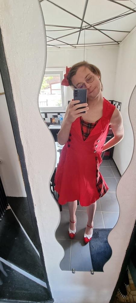 25P 50s style red dress