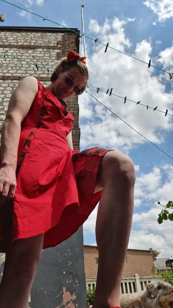 25P 50s style red dress
