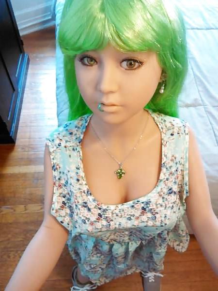25P Nina's green dress