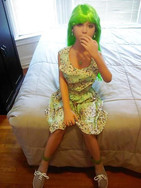 25P Nina's green dress