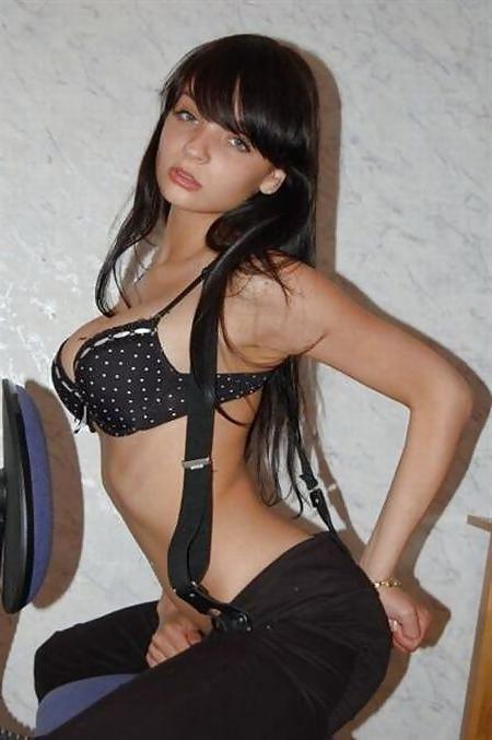 13P Super Hot Barbie Like Busty Teen