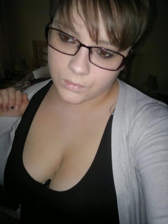 25P Busty Teen Chelsea