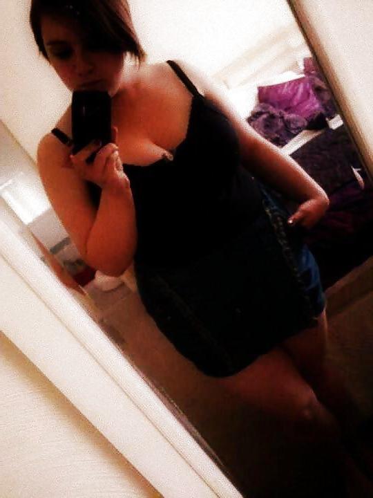 25P Busty Teen Chelsea
