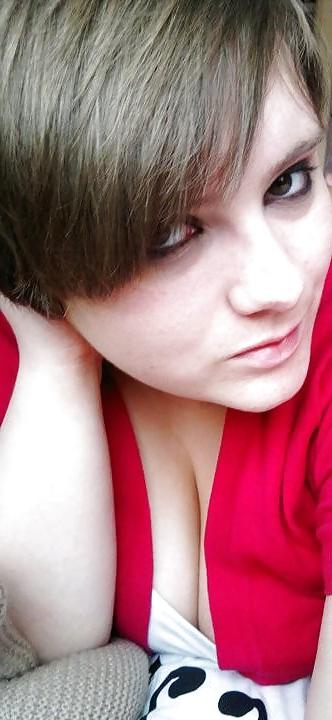 25P Busty Teen Chelsea