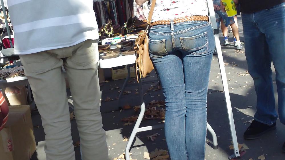 25P Very sexy teen ass & butt in the tightest blue jeans
