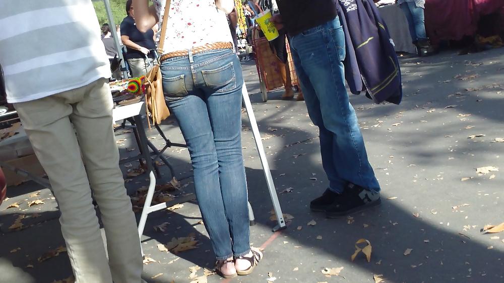 25P Very sexy teen ass & butt in the tightest blue jeans
