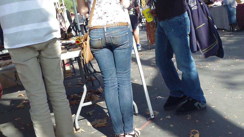 25P Very sexy teen ass & butt in the tightest blue jeans