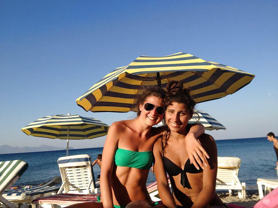 23P HORNY BEACH TEENS AND SLUTS 07 DIRTY COMMENTS PLS