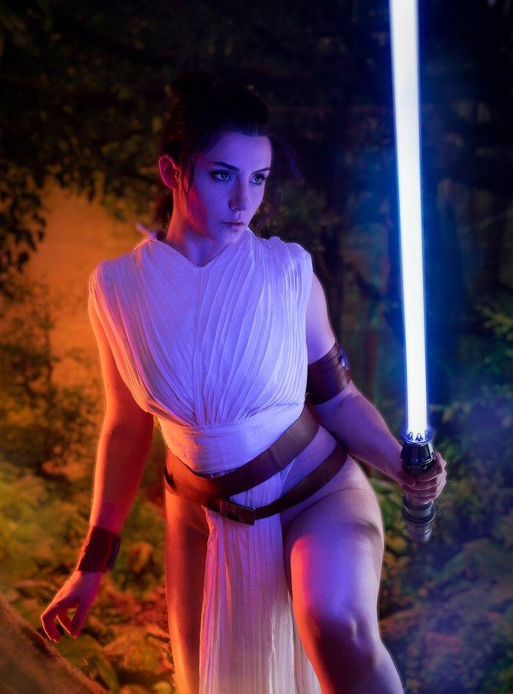 25P Ezy Summers Cosplay nude