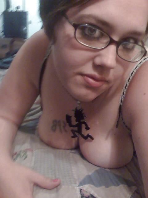 20P My wifes first post.....dirty comments get more pics!!!