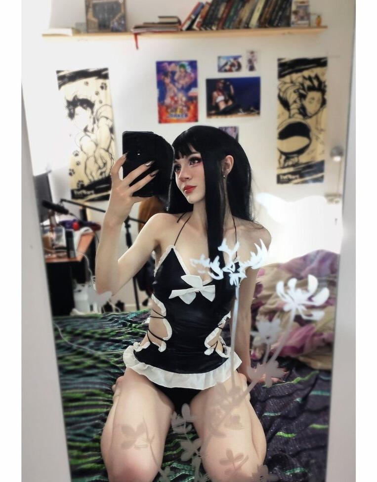 25P Michal Cosplay nude