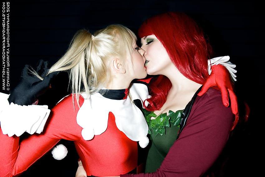 25P CosPlay Ladies