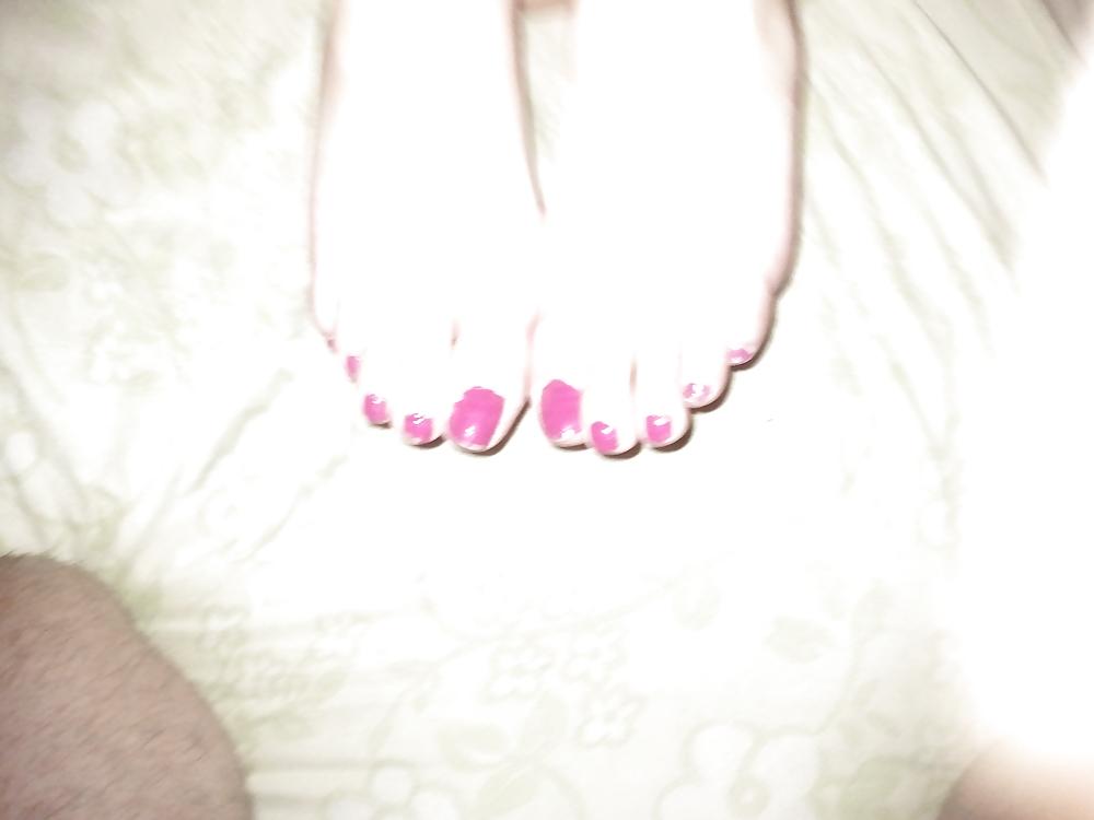 9P Amateur footjob