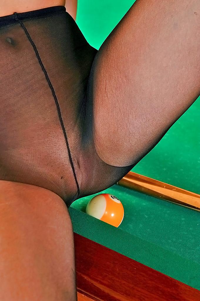 25P Pantyhose no panties 3