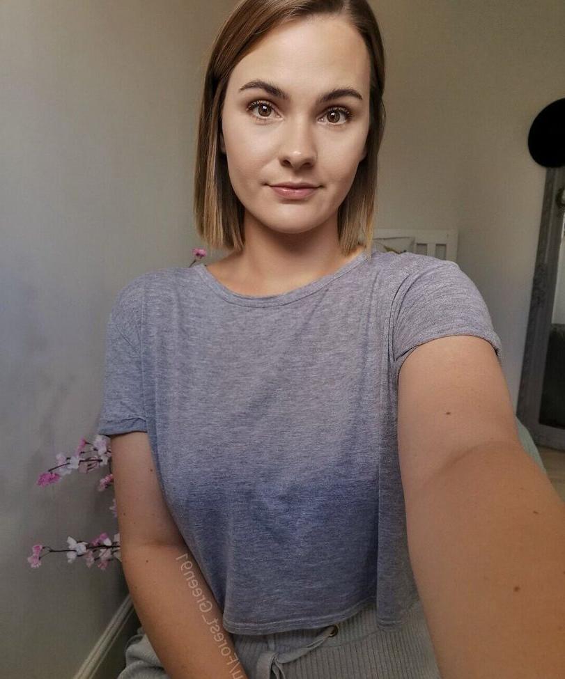 25P Forest_green91 nude