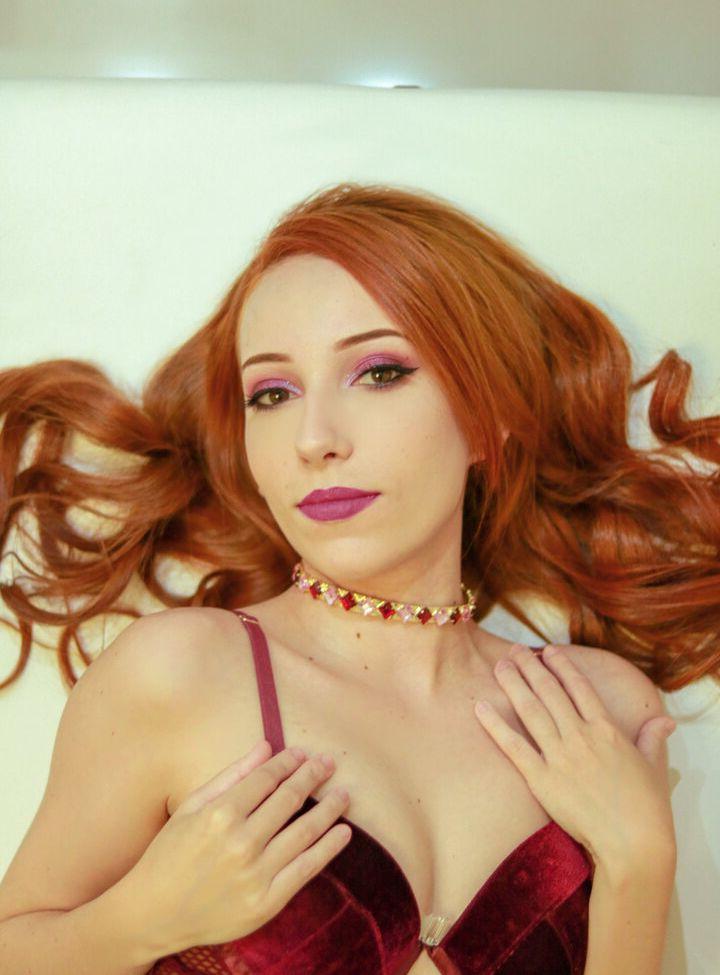 20P Heilige Cosplay nude