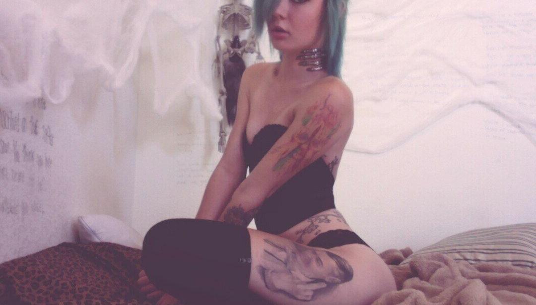 25P Sasha Pain nude