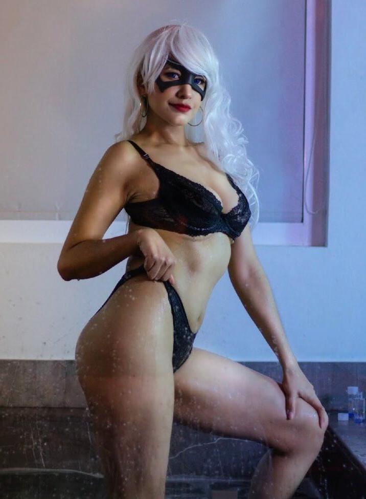 25P Yaku Cosplay nude