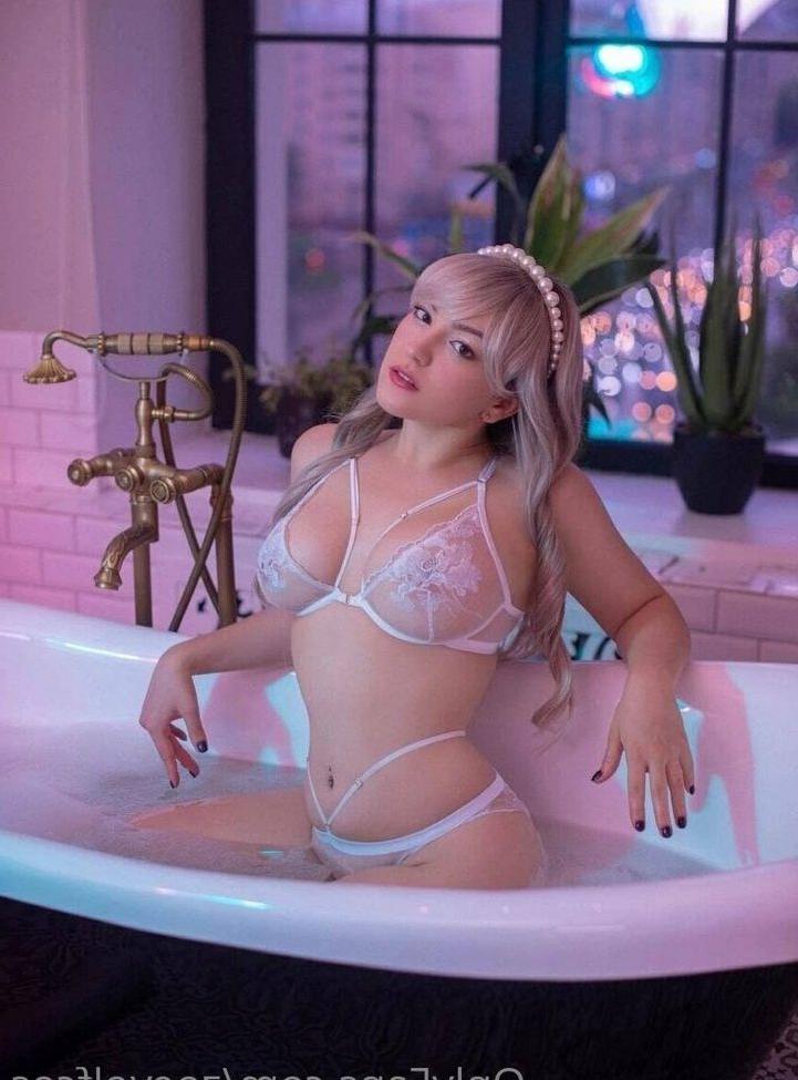 25P Zoe Volf Cosplay nude