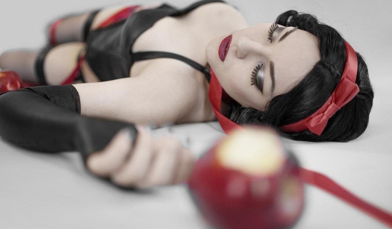 25P Zoe Volf Cosplay nude