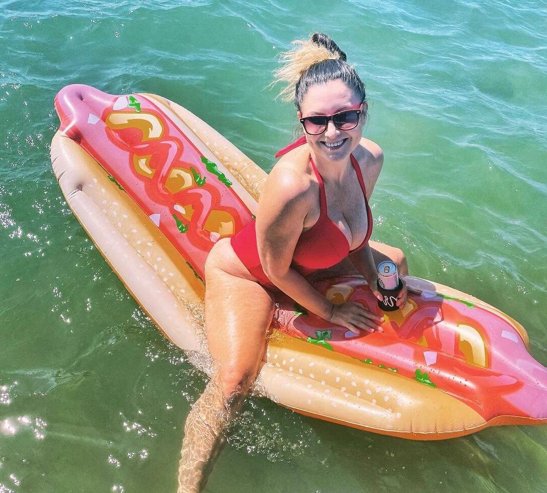 16P Katy Beaver nude