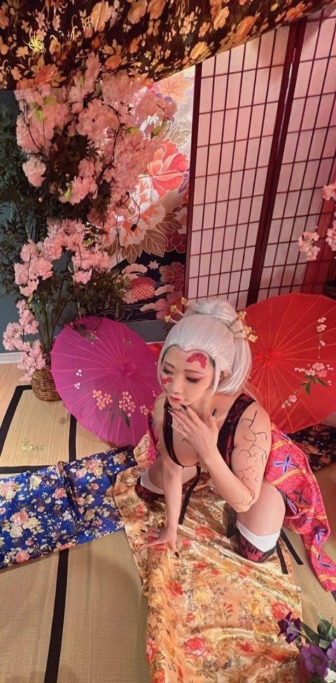7P Vivid Vision Cosplay nude