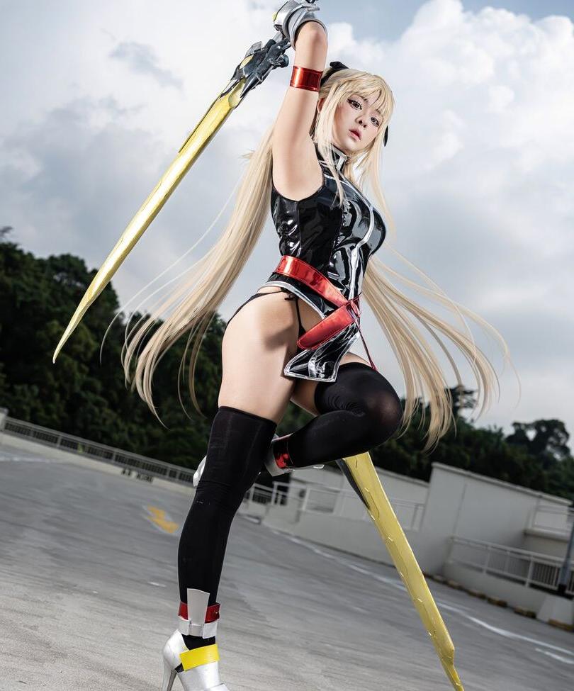 14P Rithe Cosplay nude