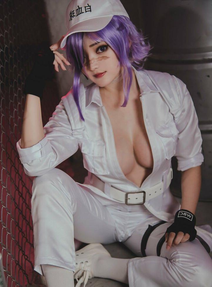 13P Xuxu Cosplay nude