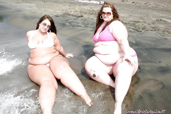 22P Fatties in swimsuits