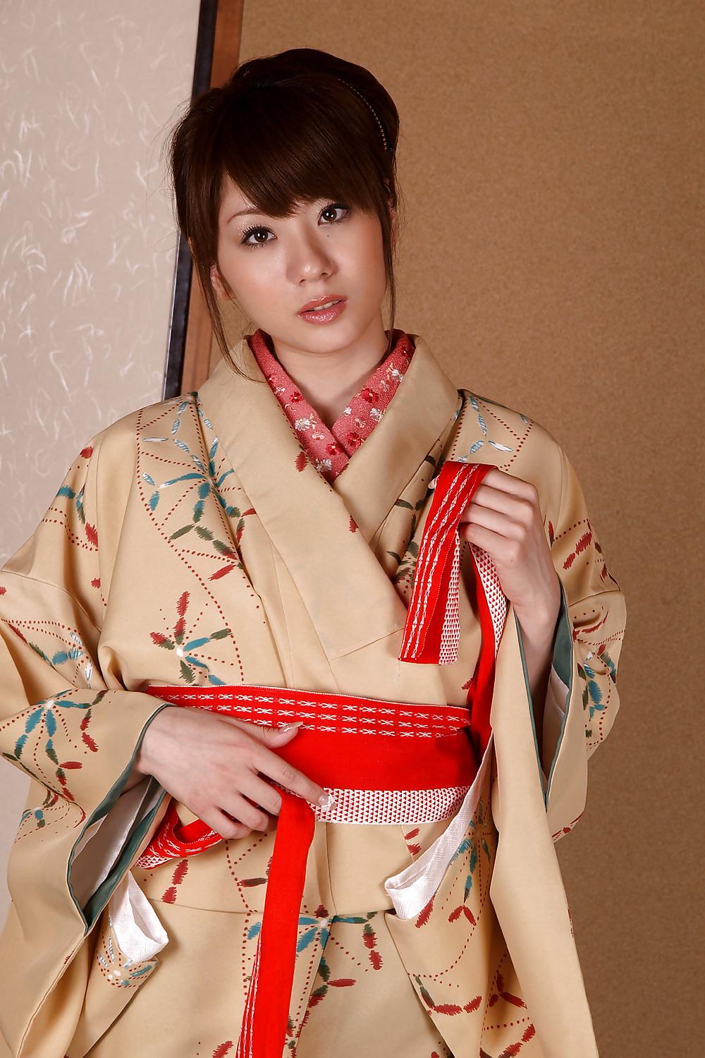 25P Yuma Asami Sexy Kimono Cosplay
