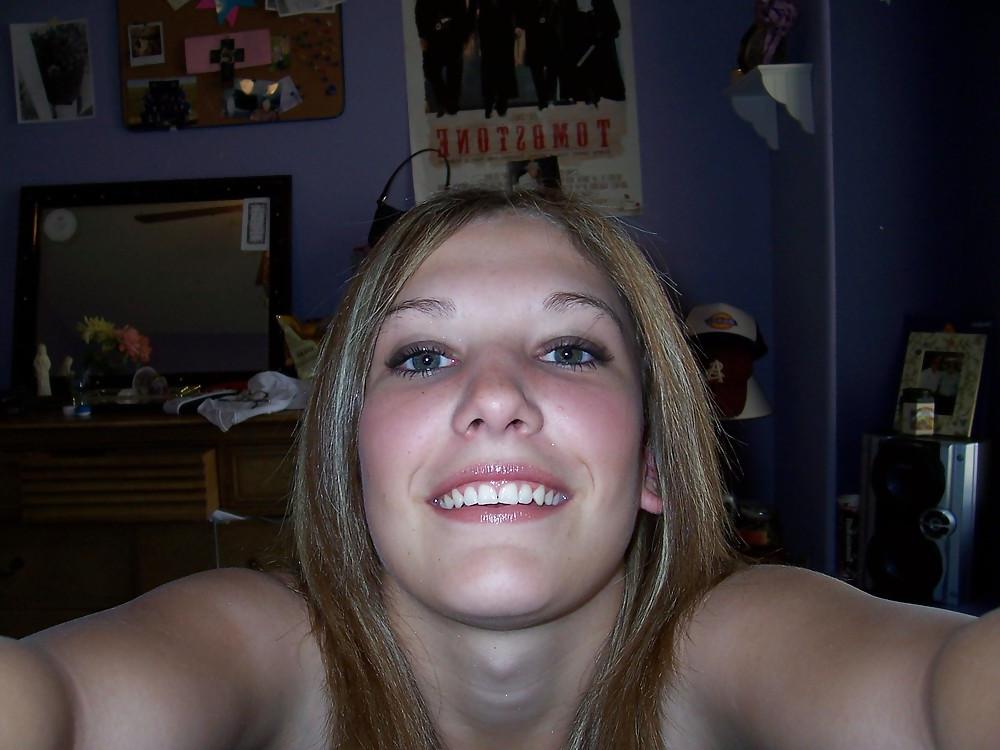 18P She's A Dirty LiL-ExGF Of Toms