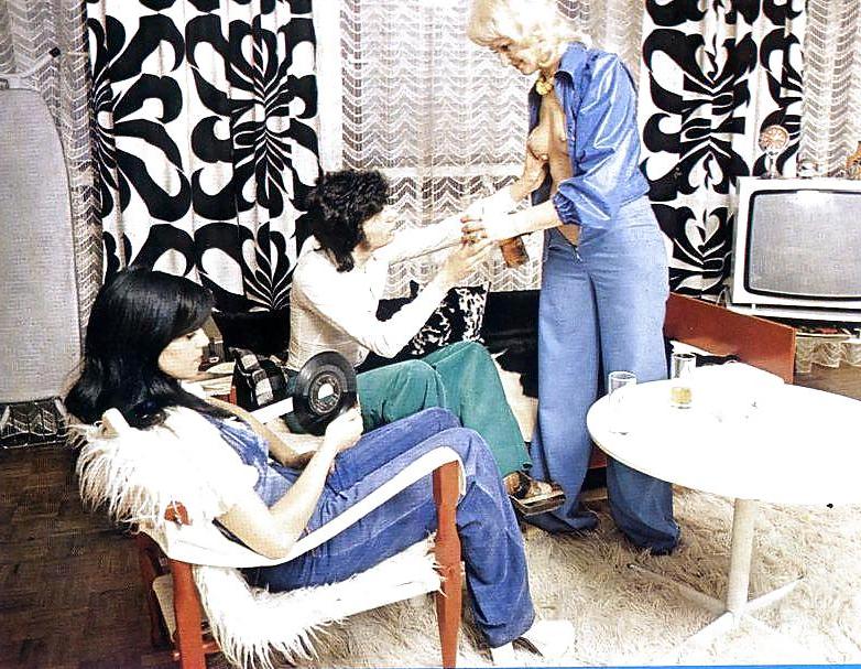 15P Unknown Retro Group Sex Set