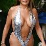 12P Busty nice Milf