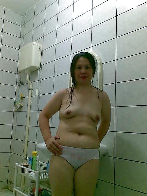 23P I am without dress
