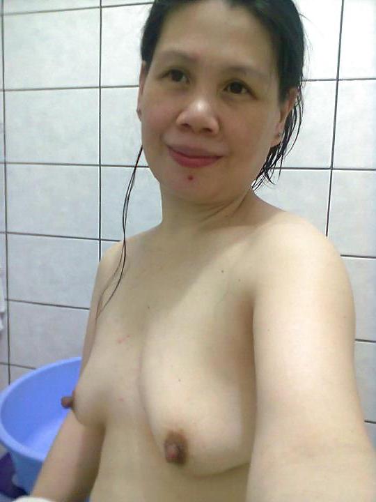 23P I am without dress