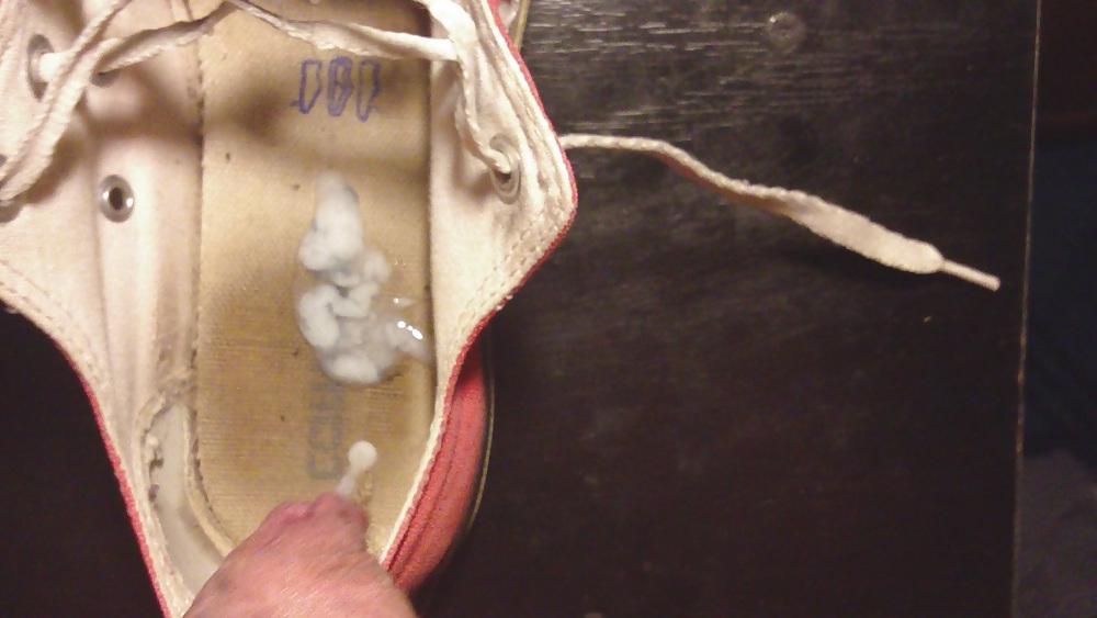 23P Cummed dirty Converse shoe