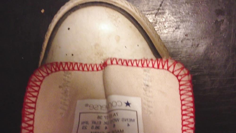 23P Cummed dirty Converse shoe