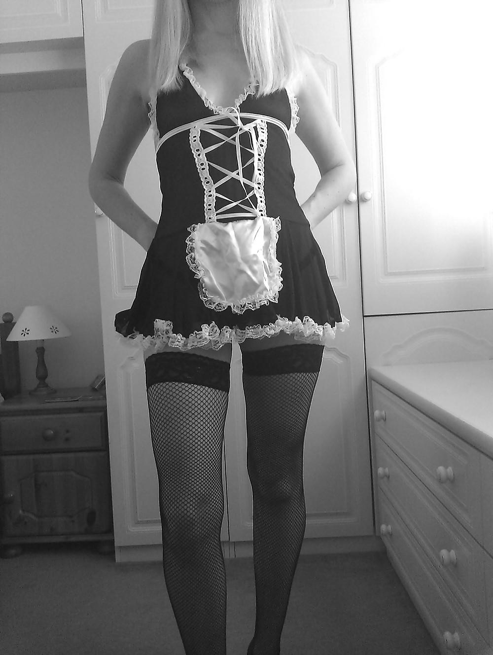 9P Blonde French Maid Part 1