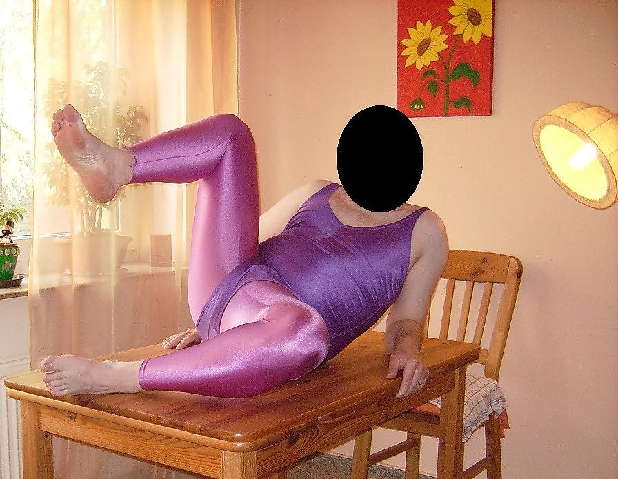 11P Swimsuit  badeanzug und leggins 