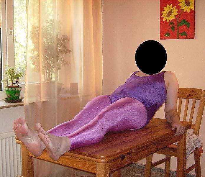 11P Swimsuit  badeanzug und leggins 