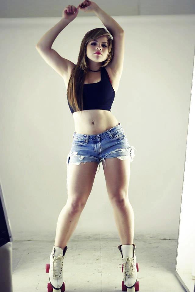 9P Mi jugosa hermanita virgen..my sister virgyn little teen