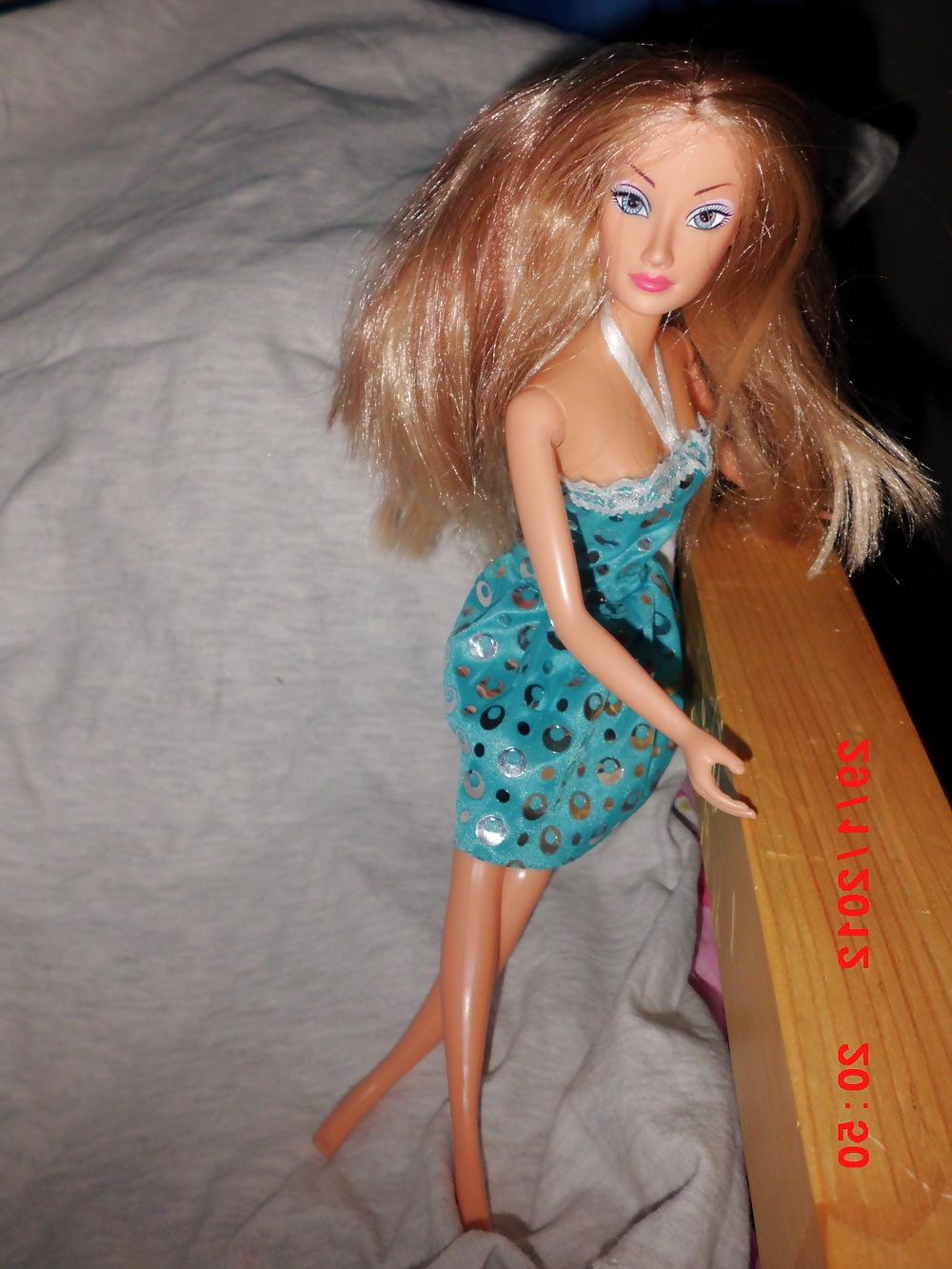 8P Doll blue dress