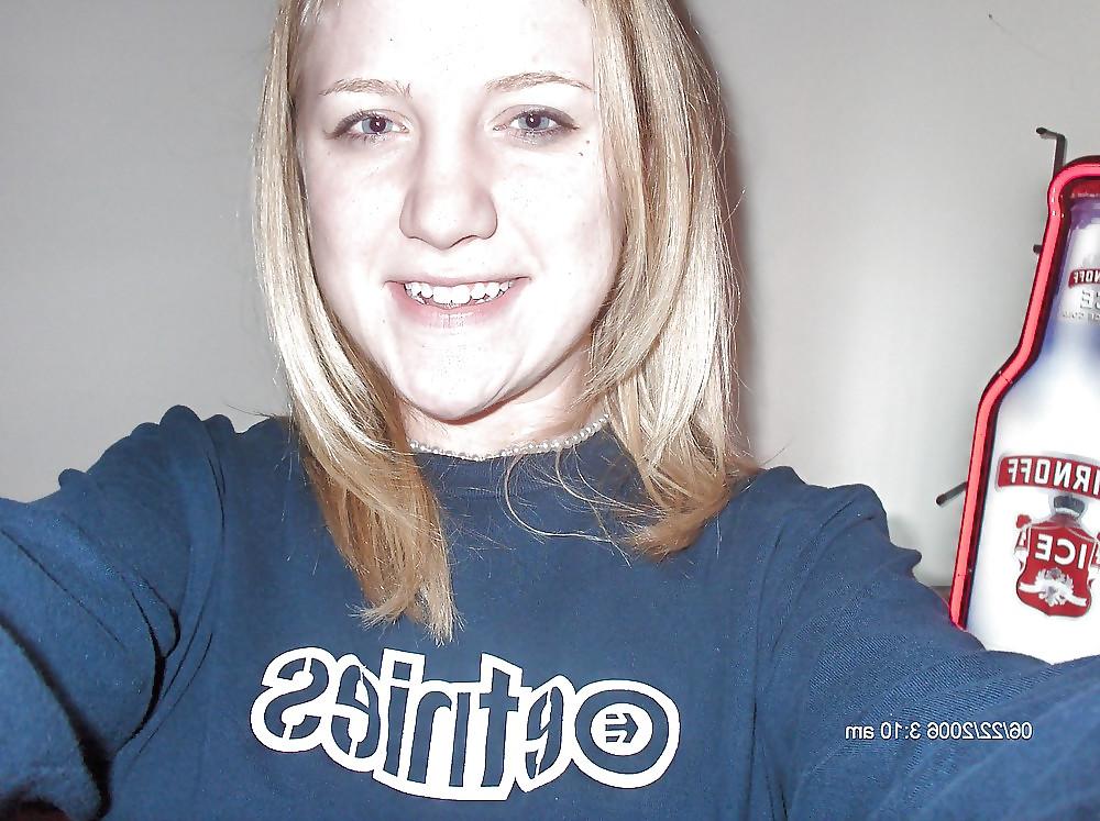 25P Dirty Blonde Teen