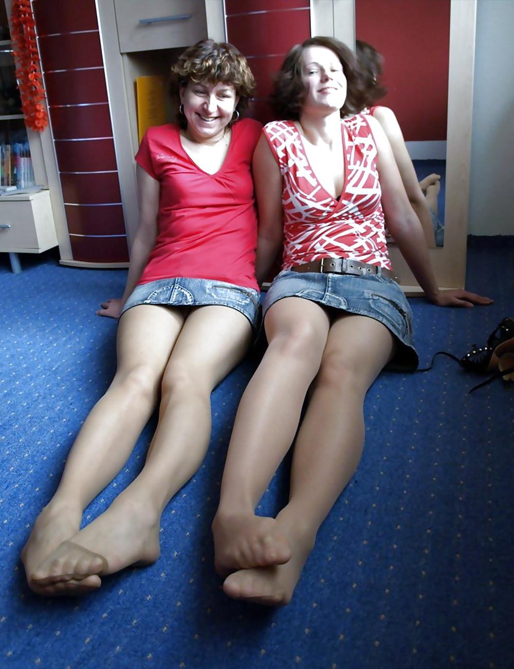 25P Milfs in pantyhose part two