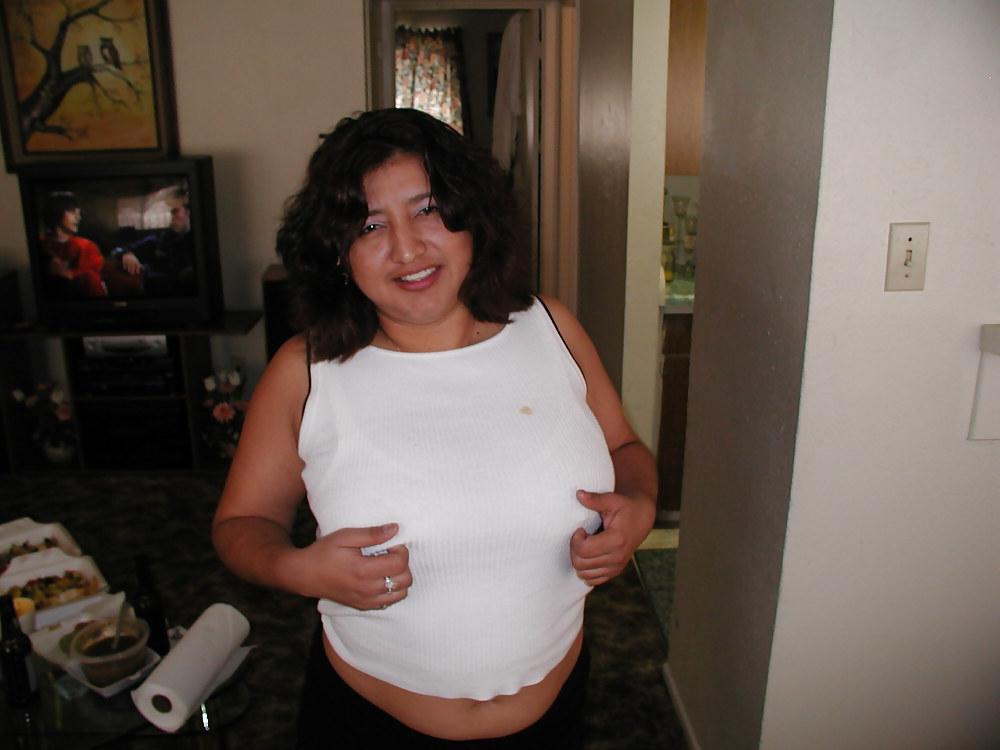 25P Dicke mexikanische MILF mit großen Titten