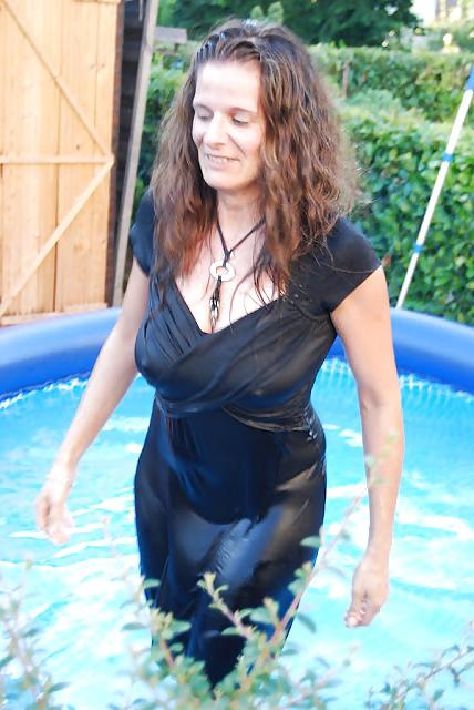 17P French MILFS