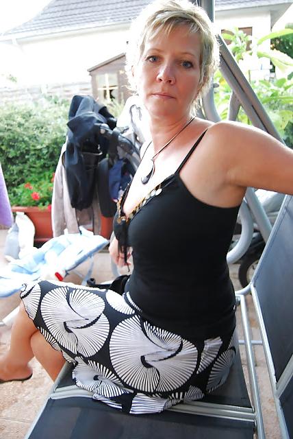 17P French MILFS