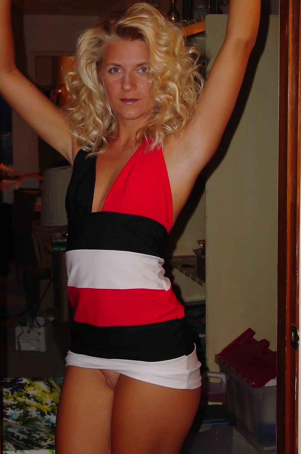 18P Horny amateur Dawn pleas dirty comments